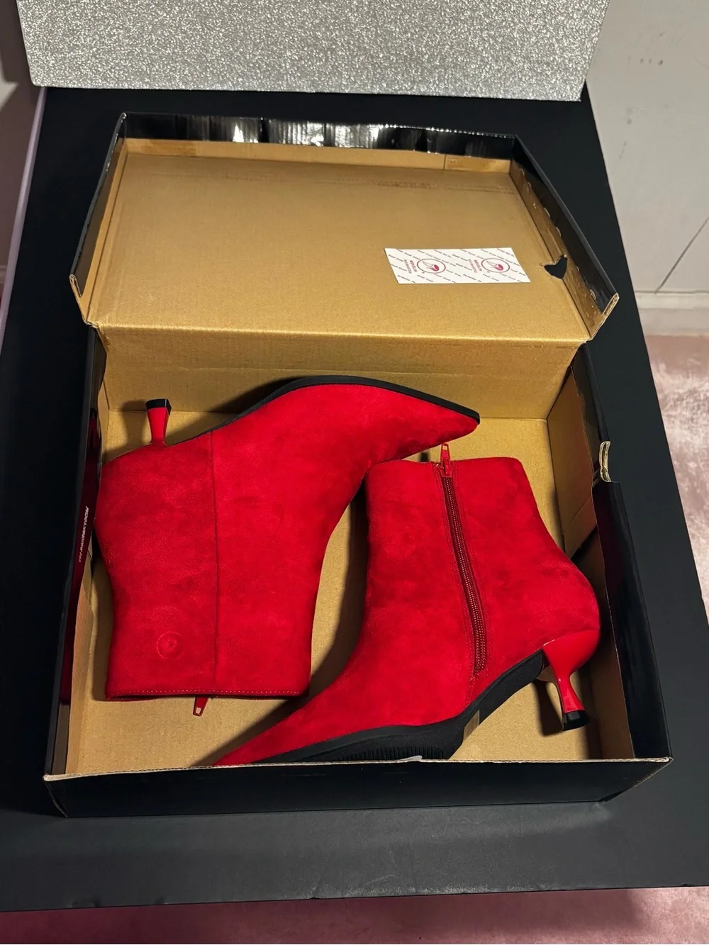 BRAND NEW Cherry Red Suede Ankle Boots With A Small Heel❤️ basic but still fancy